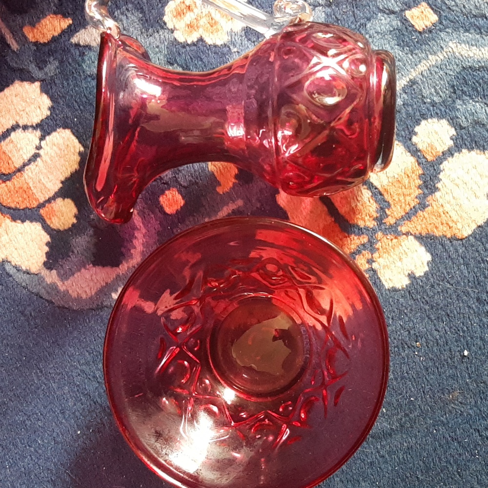ROSSI cranberry glass cream / sugar set